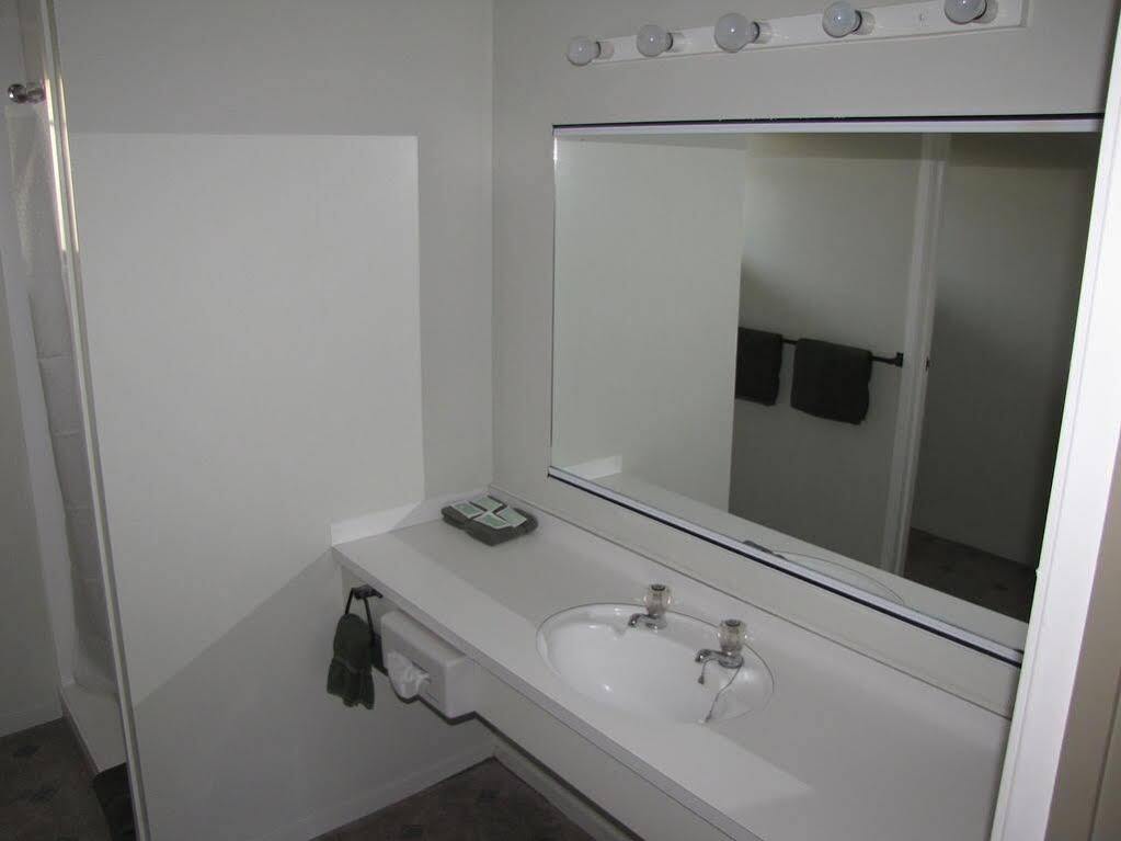 Pembrooke Motor Lodge Whangarei Ngoại thất bức ảnh